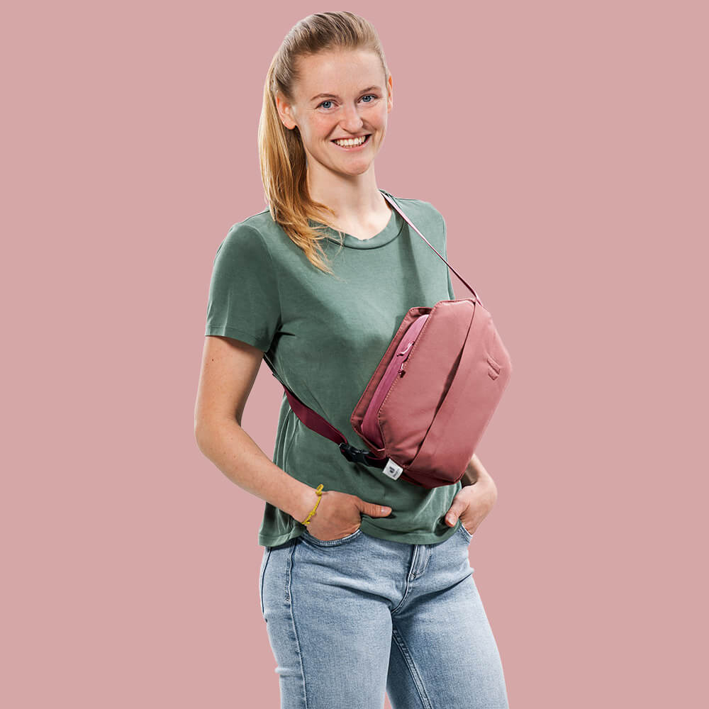 กระเป๋า Deuter Hip Bag Passway 2 Caspia-maron